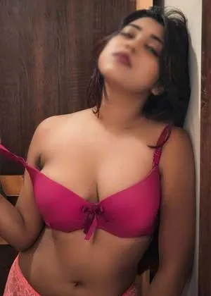 Priya Oberoi Faridabad Escort